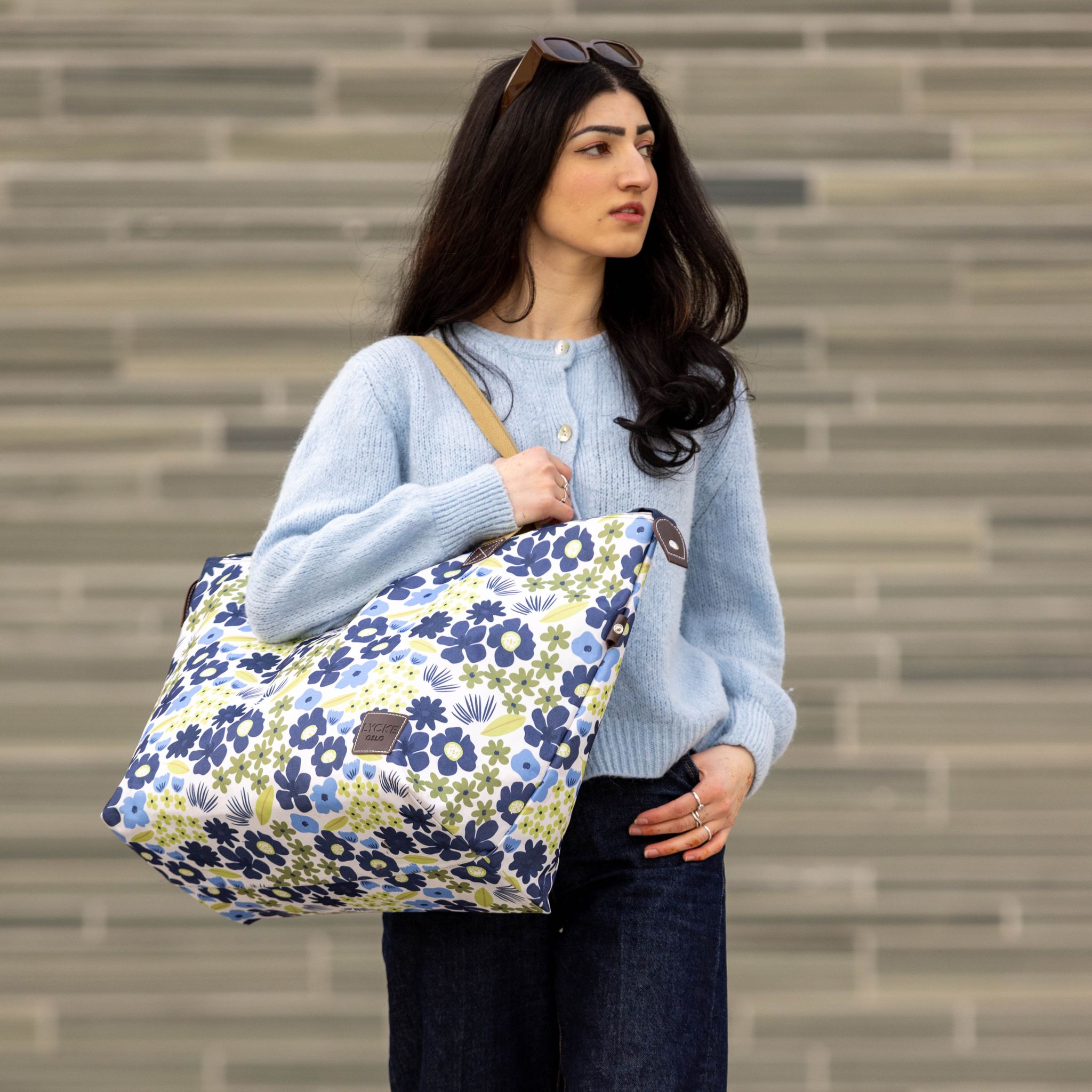 Tina weekend bag, 25 L - Flower