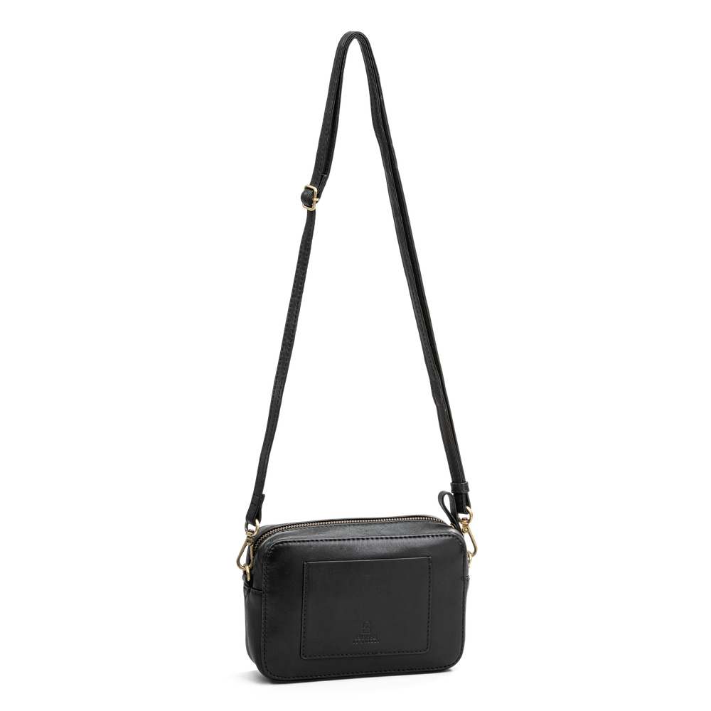 CASUAL CLASSICS Small crossbody - Svart