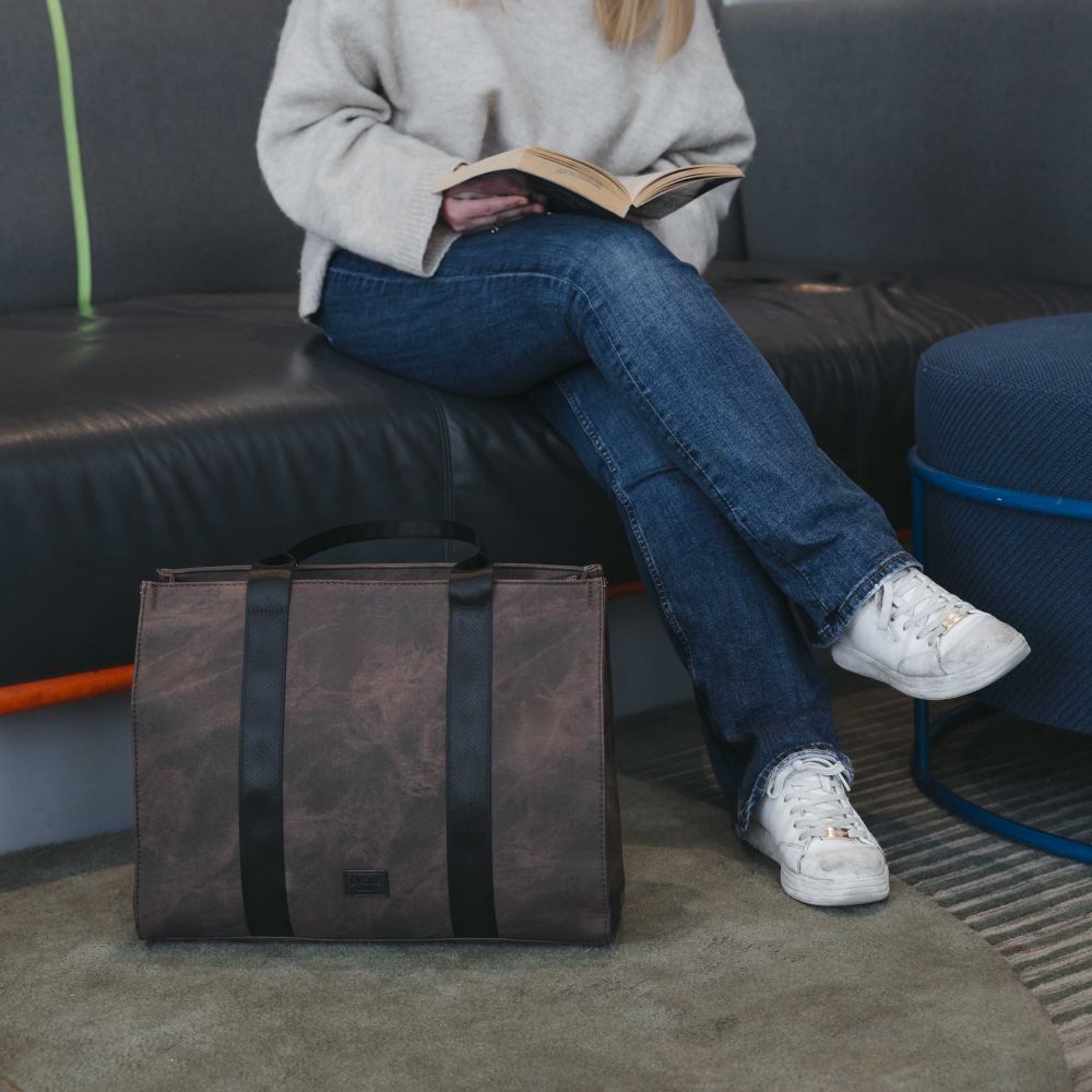 Håndveske i tote bag-modell Håndveske i tote bag-modell
