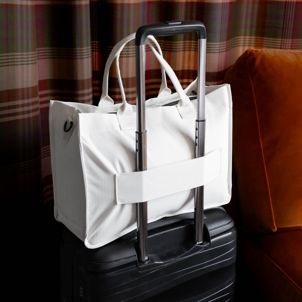 Fly light tote bag medium