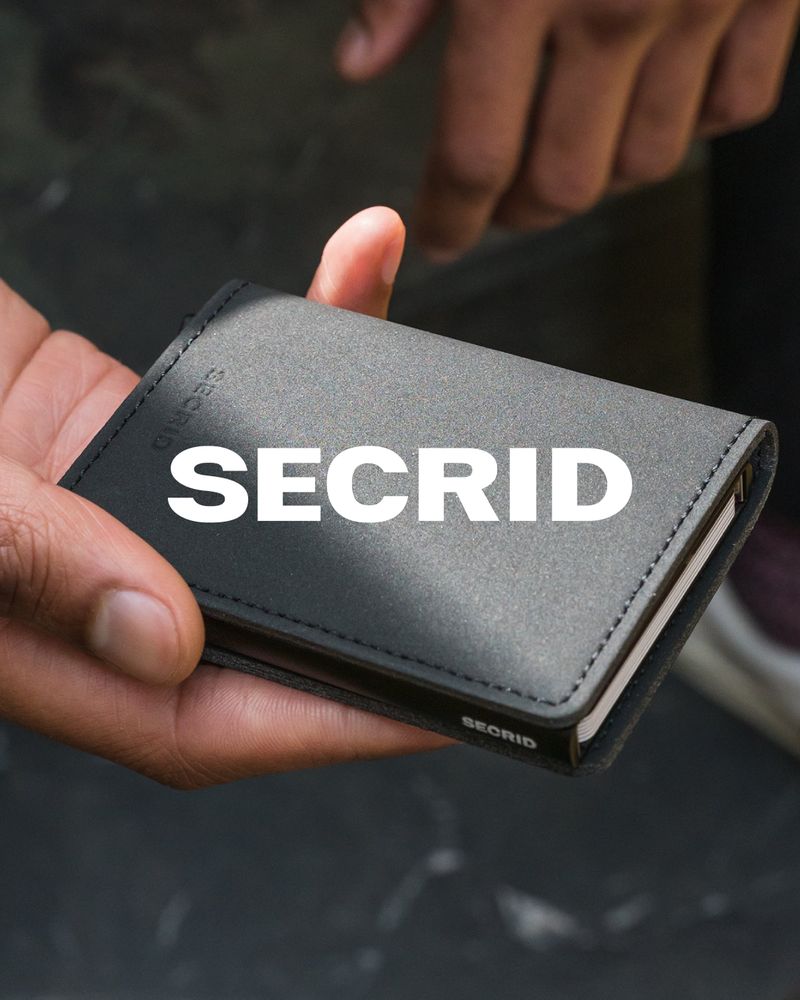 Grå Secrid lommebok og kortholder