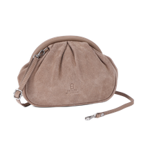 Chic Boho clutch i semsket skinn