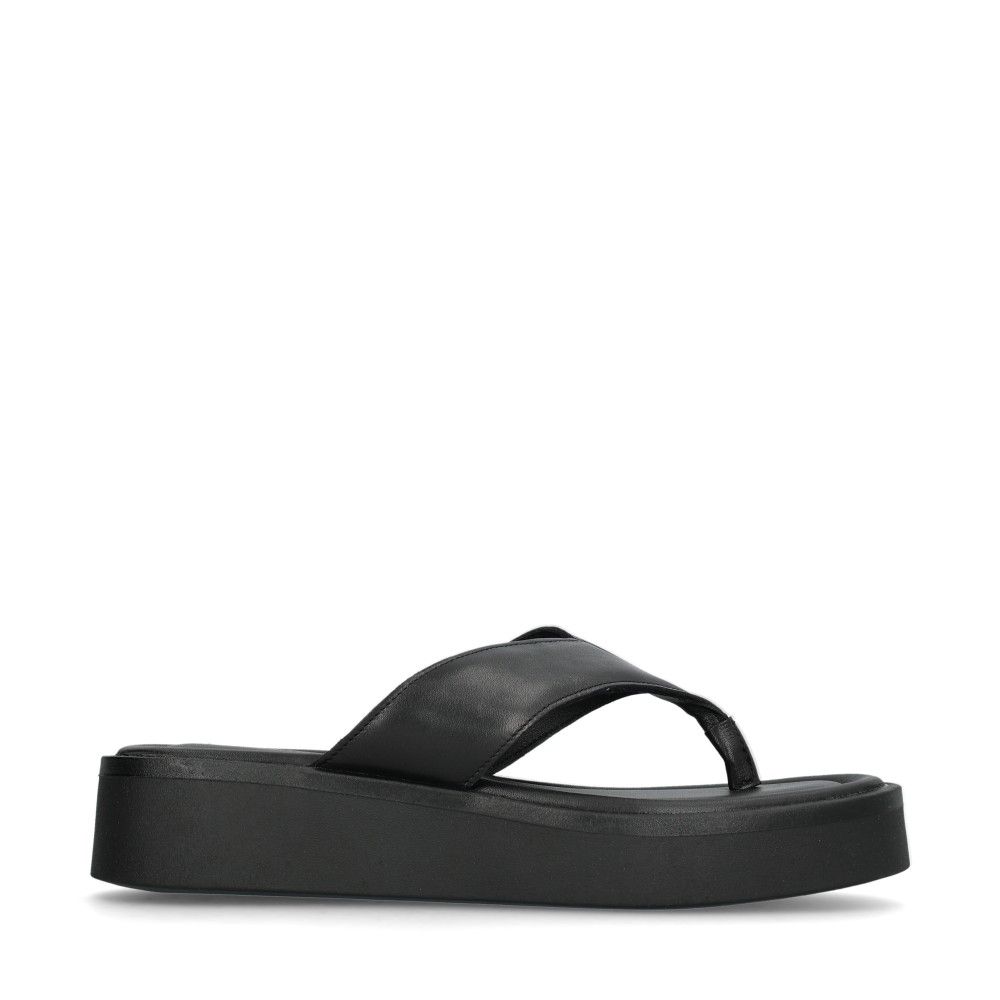 Danya Sandaler Svart