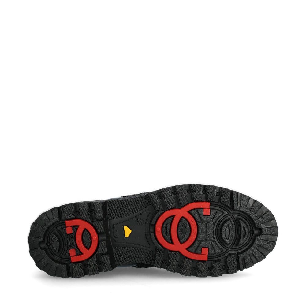 Z5451-00 Boots Broddar Svart