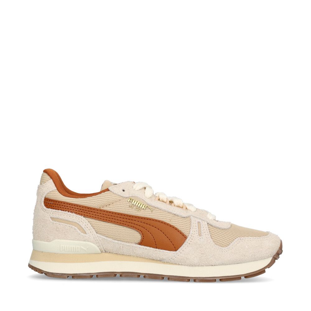RX 737 Sneakers Beige
