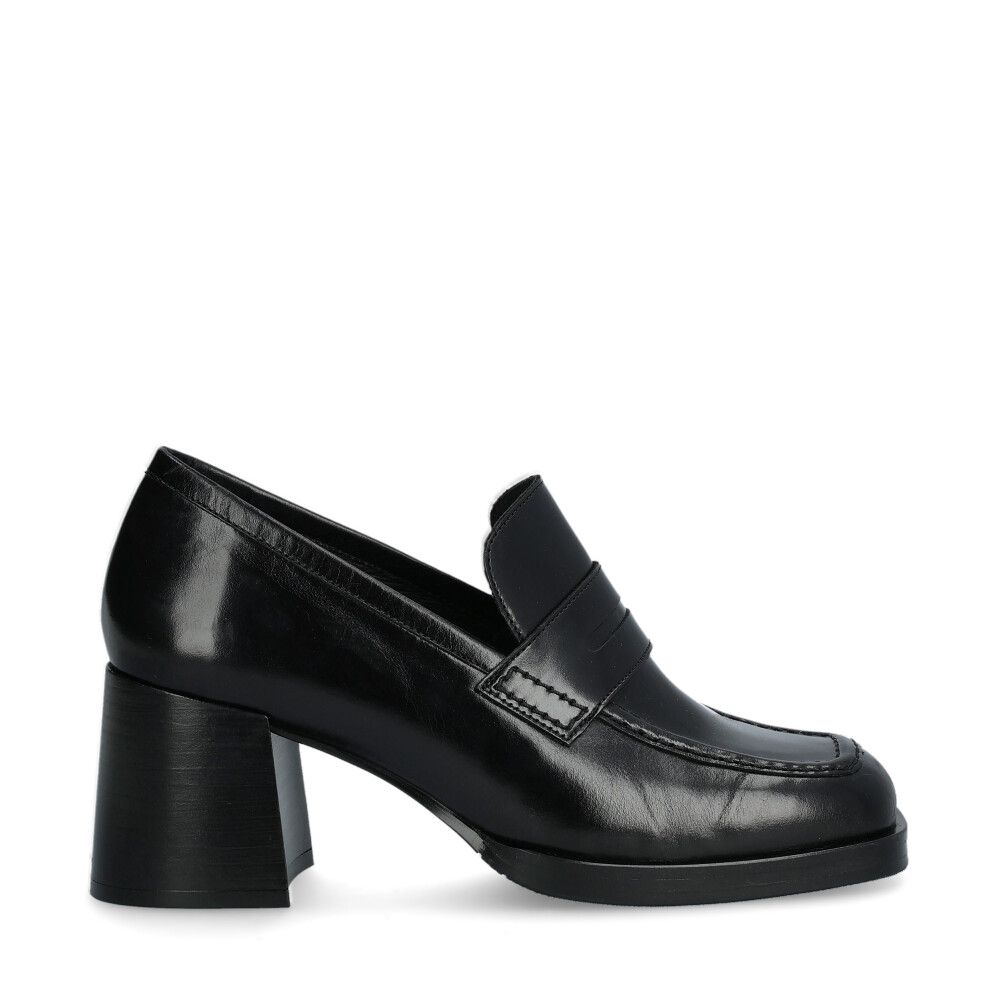Vallerosa Loafers Svart