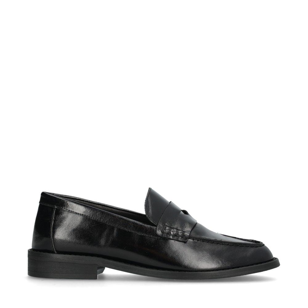 Leucas Loafers Svart