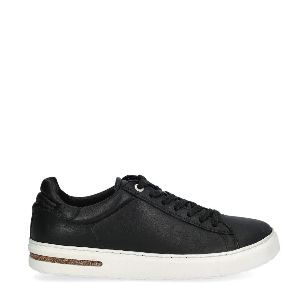 Bend Low Sneakers Svart
