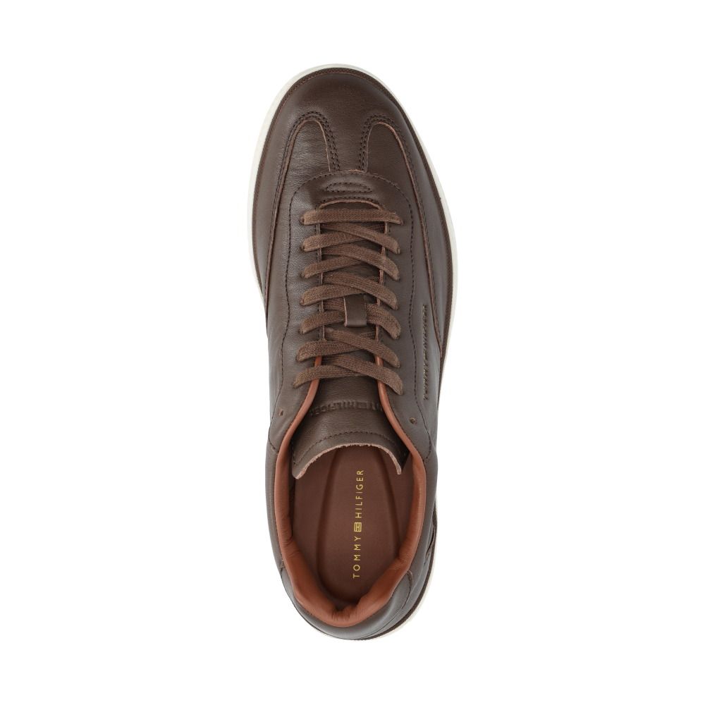 FM05996 Sneakers Brun