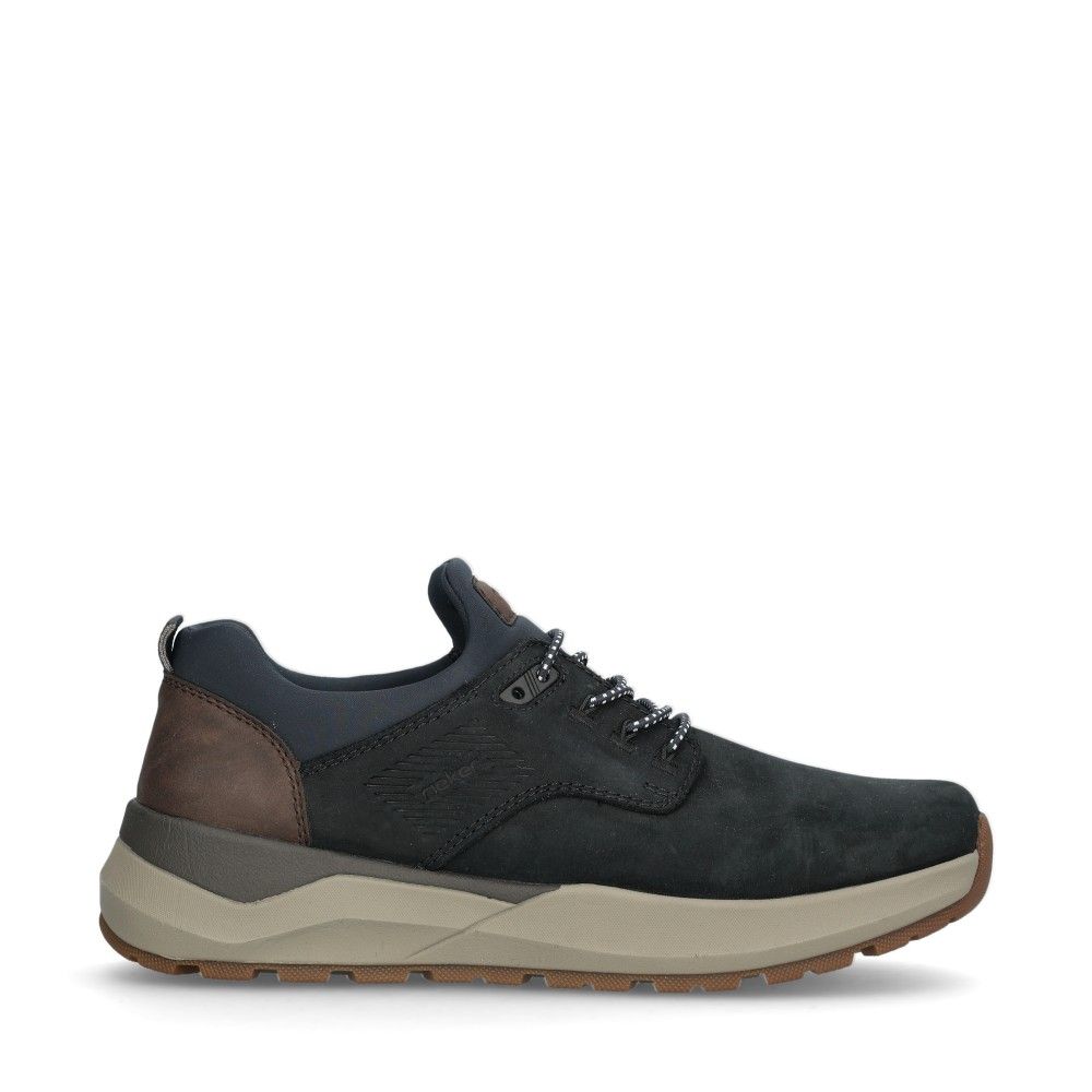 06050-14 Sneakers Svart