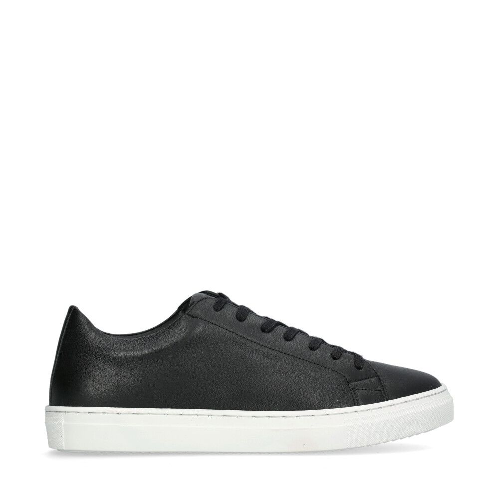 Classic LT Sneakers