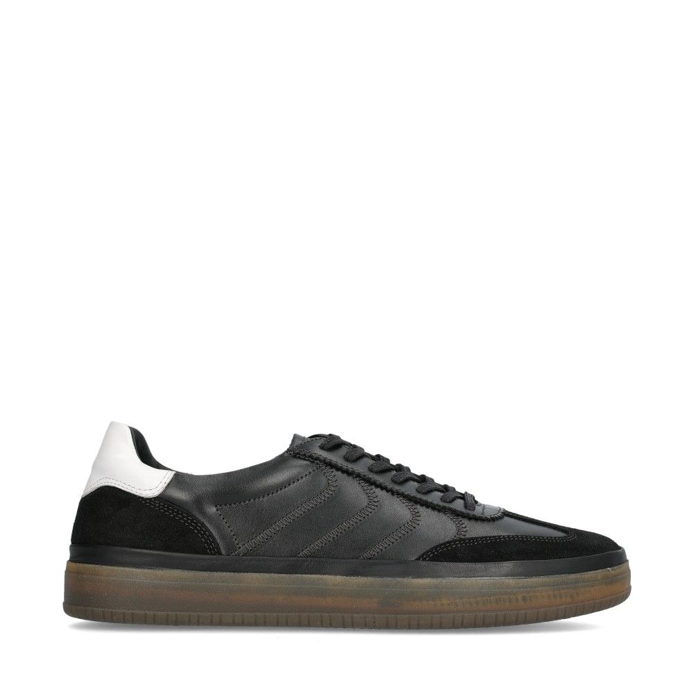 Leo Sneakers