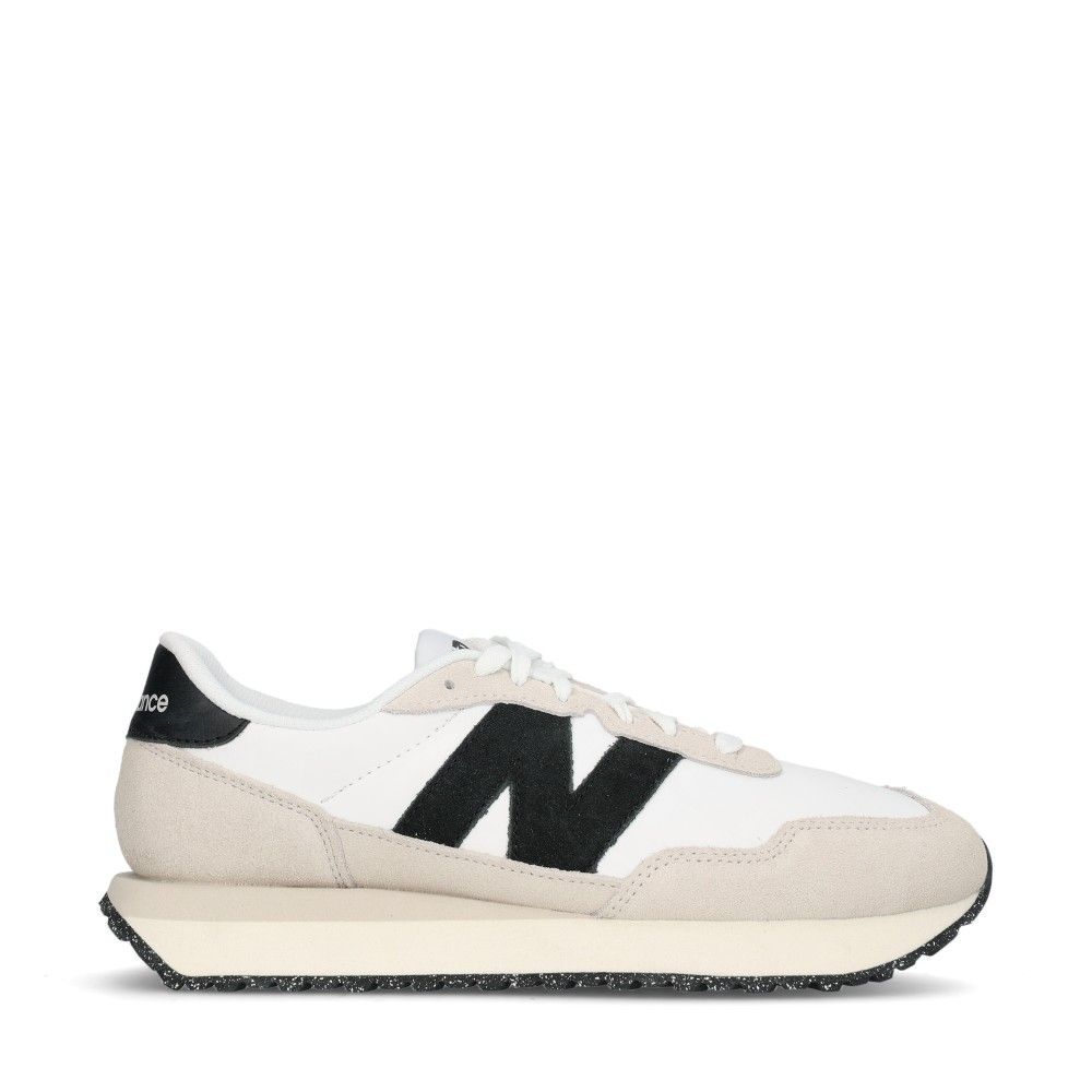 237 Sneakers
