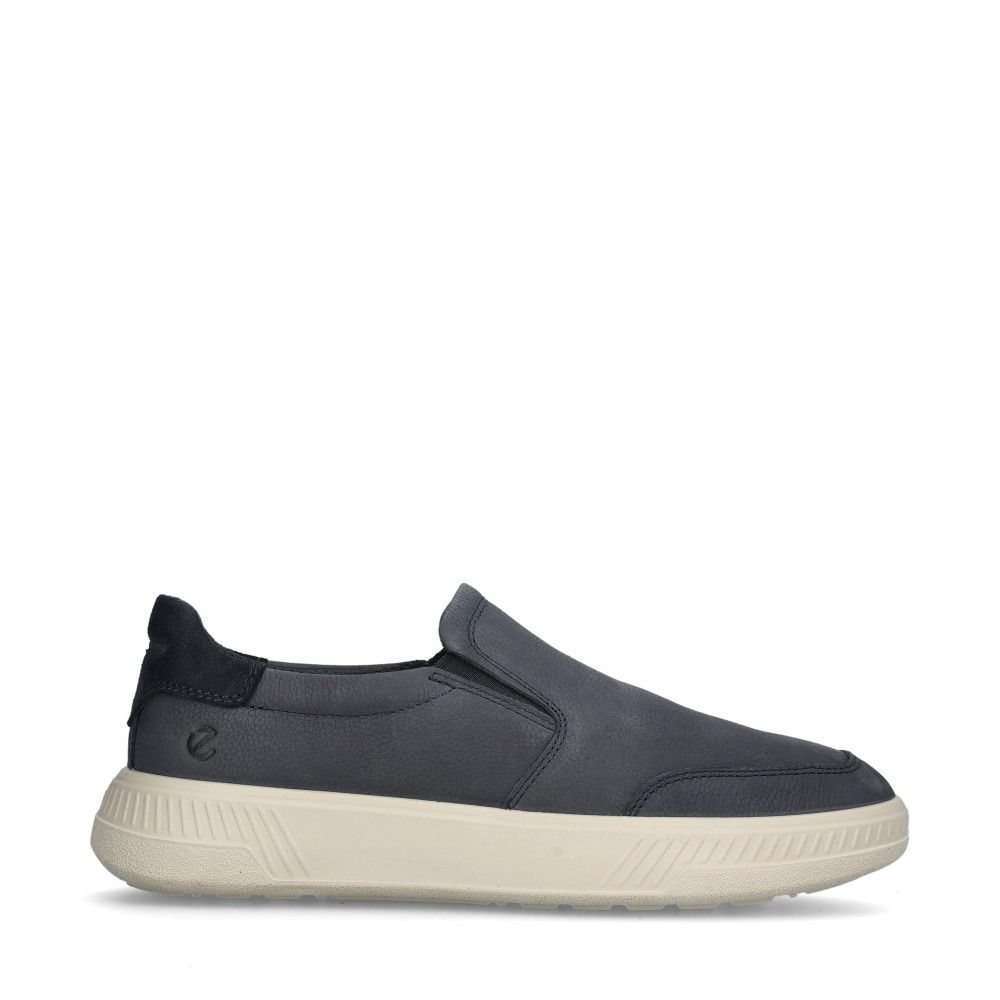 Move Sneakers