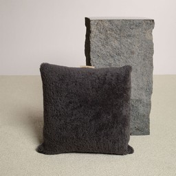 Vimy Kudde Fårskinn 40x40 Grå