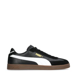 Club Era Sneakers