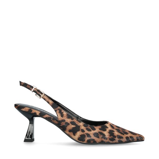 Alaia Slingbacks Pumps