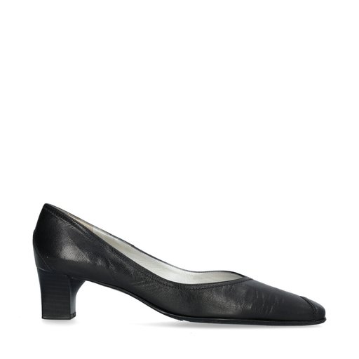 Reuse Peter Kaiser Pumps Svart