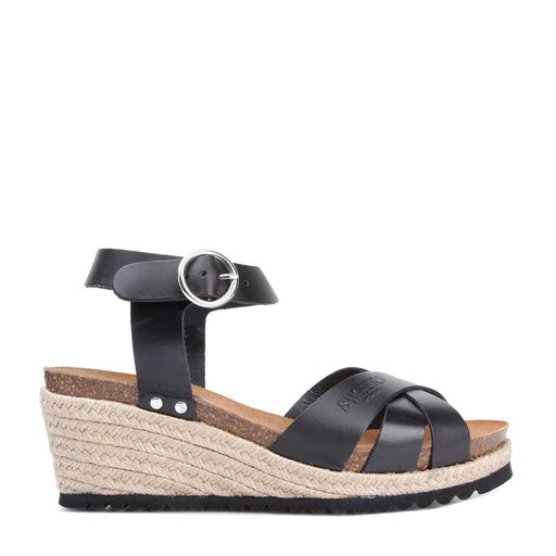 Selma Sandaletter Kilklack Svart