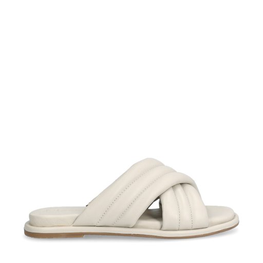 27104-28 Sandaler Vit
