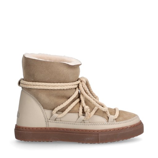 Classic Boots Beige