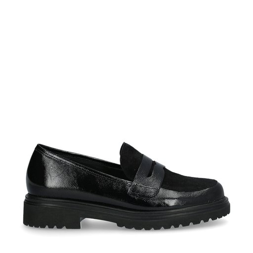 32.554 Loafers Svart