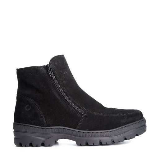 857-0703 Boots Broddar Svart