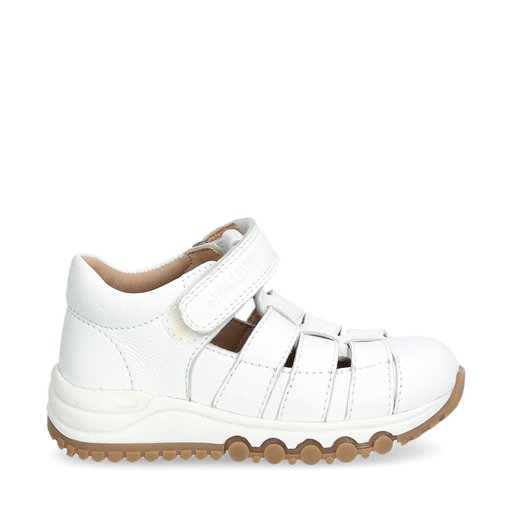 Gyllebo Borga Sandaler Vit