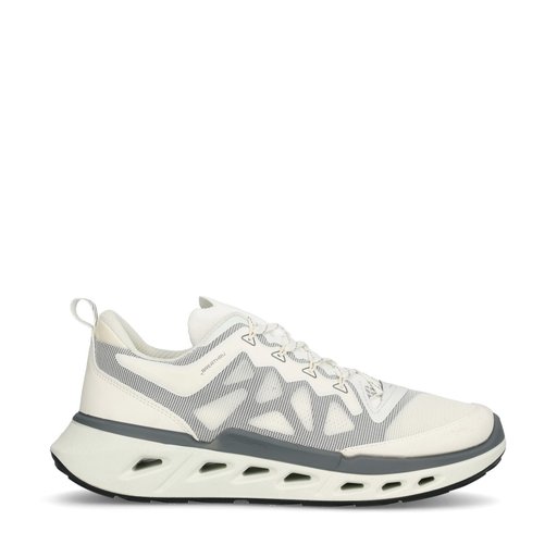 Biom 720 sneakers