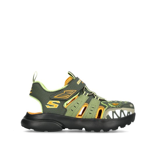 402284 Sneakers