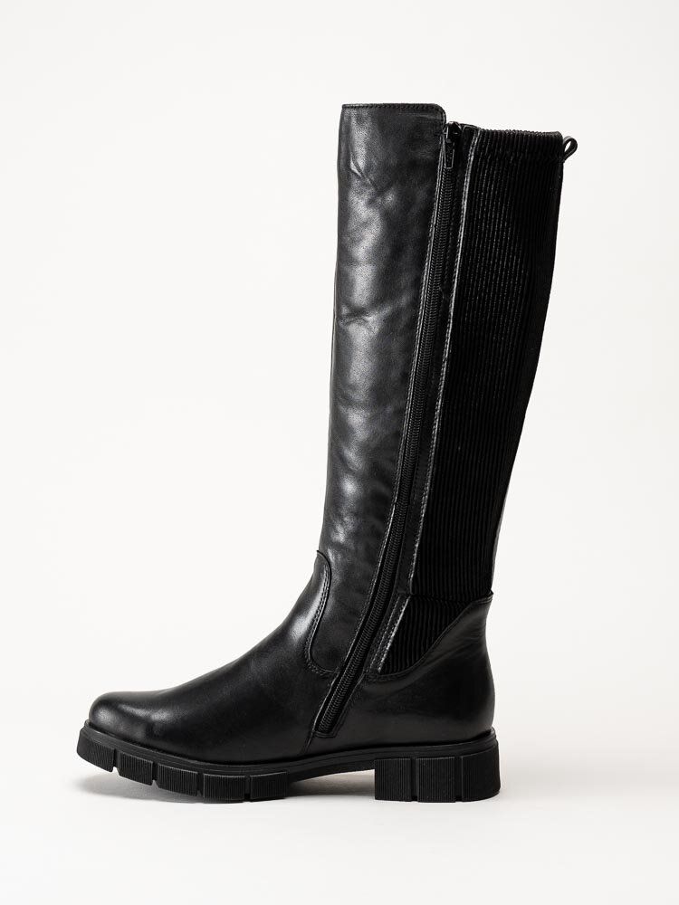 Remonte - Svarta fodrade stövlar i skinn