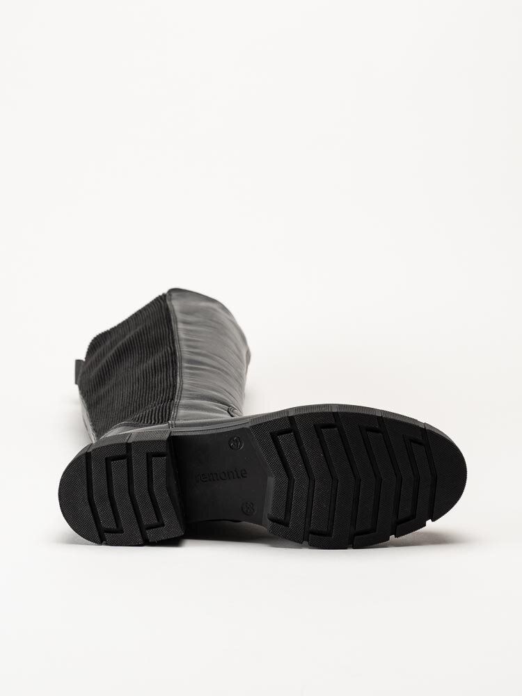 Remonte - Svarta fodrade stövlar i skinn