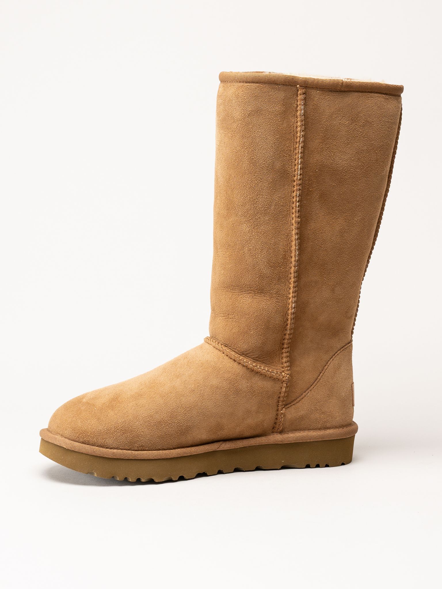 UGG - Classic Tall II - Ljusbruna stövlar