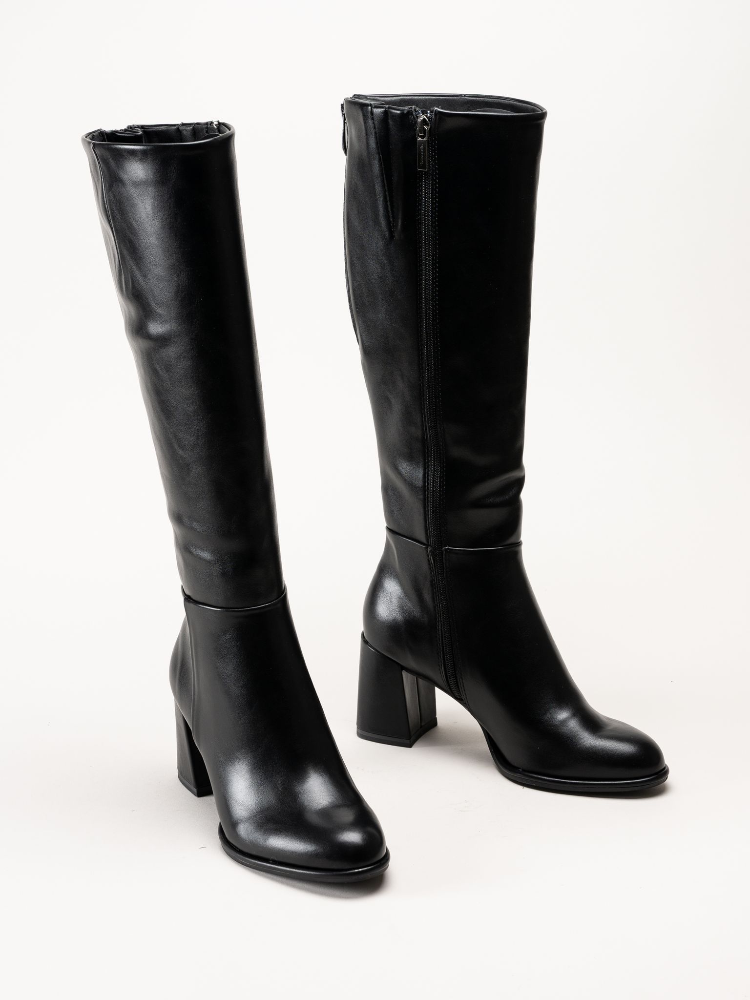 Tamaris - Svarta stövlar