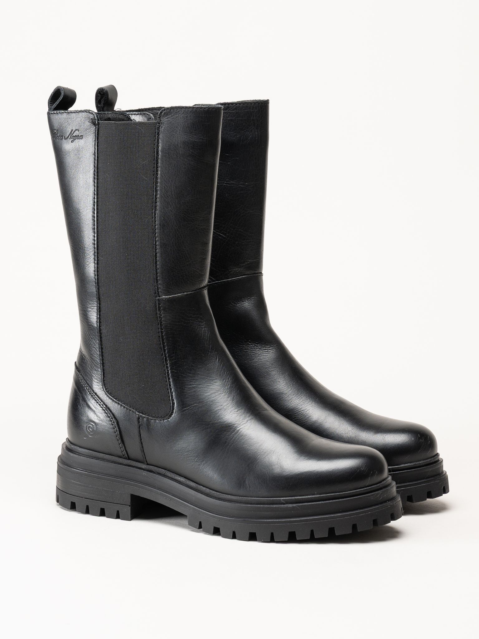Rosa Negra - Svarta fodrade resårboots