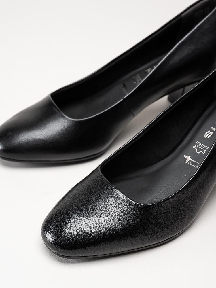 Tamaris - Svarta pumps i skinn