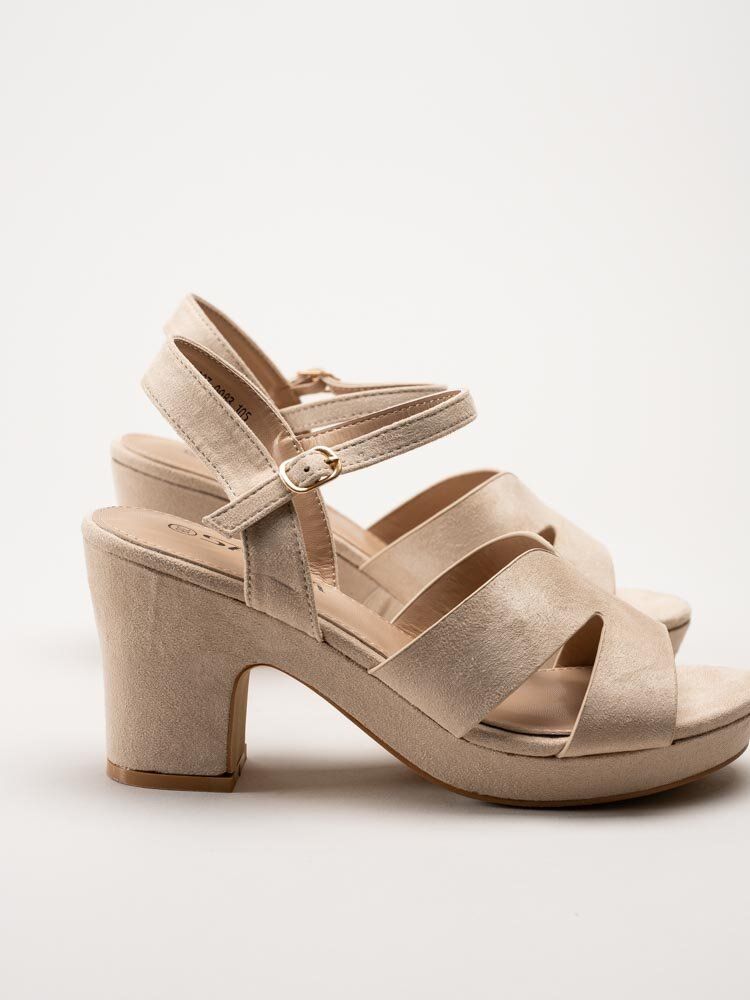 Savita - Beige platåsandaletter i mockaimitation