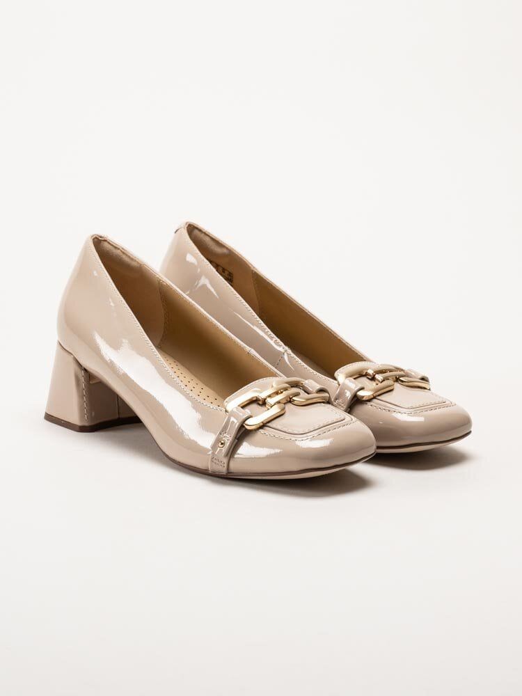 Clarks - Nyta45 Court D - Ljusbeige pumps i skinn-lack