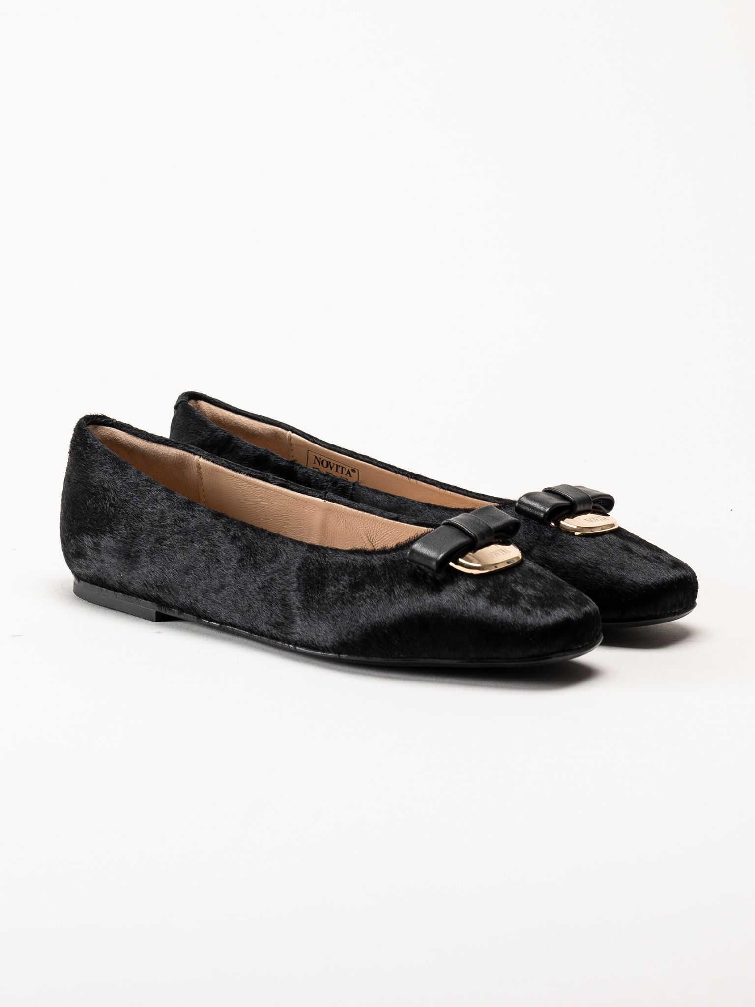 Novita - Manarola Pony - Svarta ballerina i koskinn