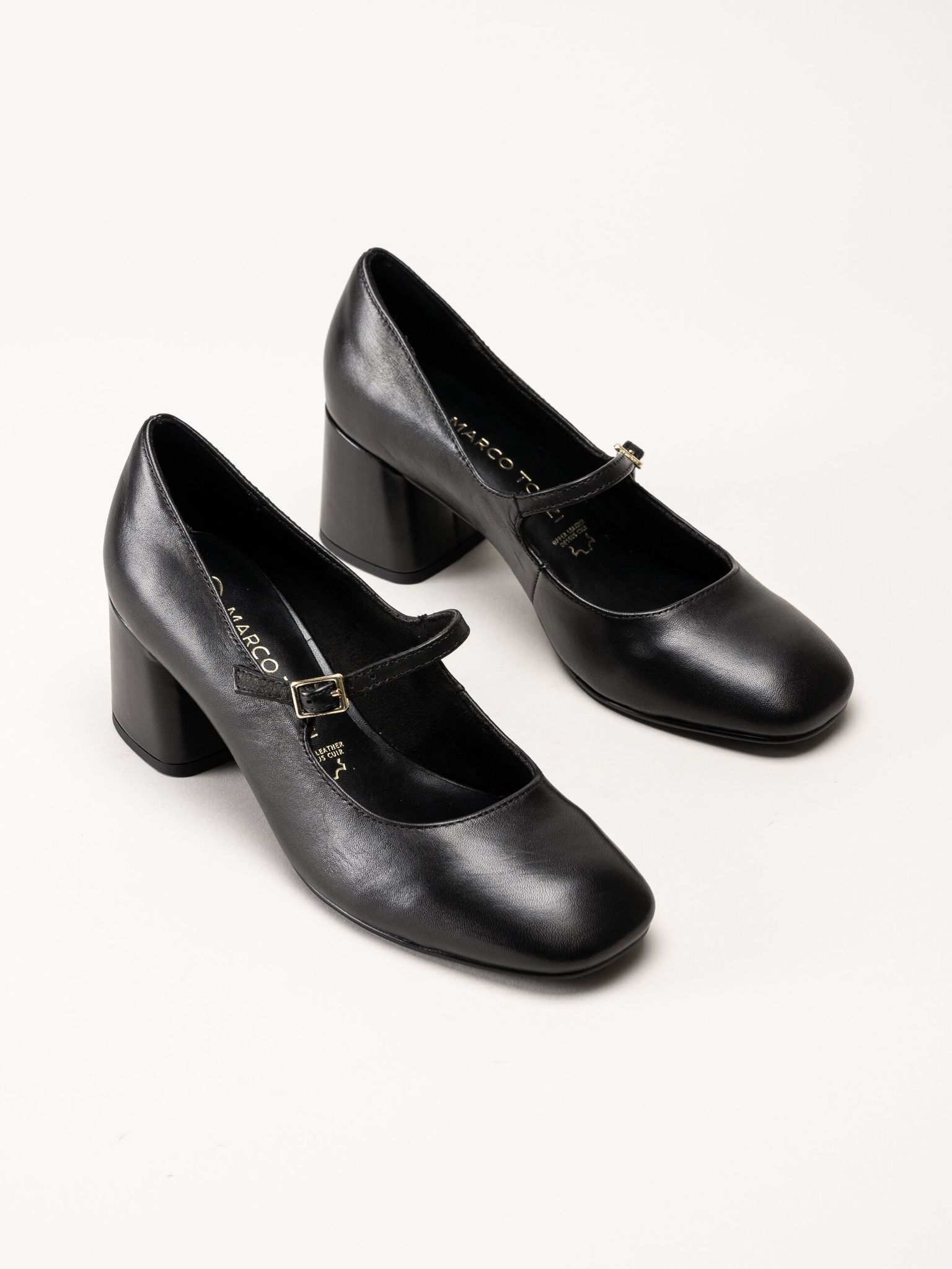 Marco Tozzi - Svarta pumps med slejf