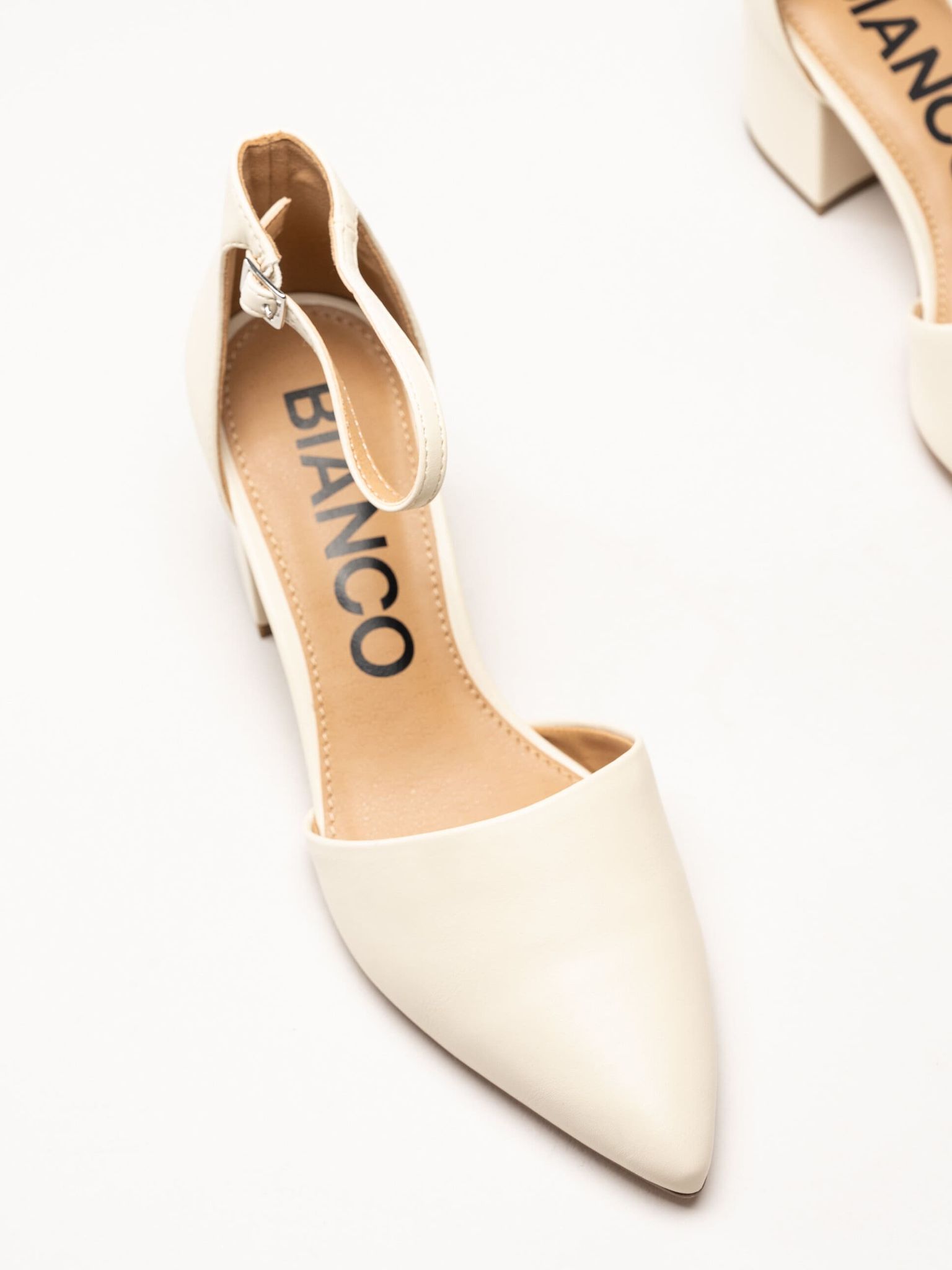 Bianco - Biadevived - Offwhite pumps i skinnimitation