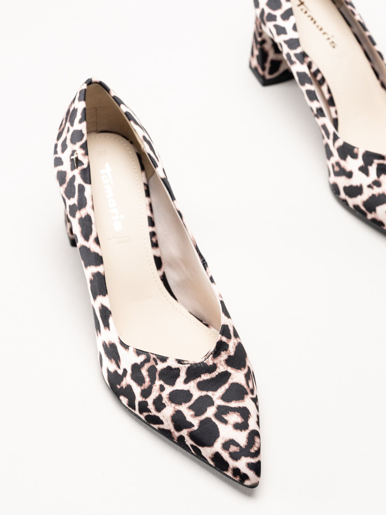 Tamaris - Leopardmönstrade pumps