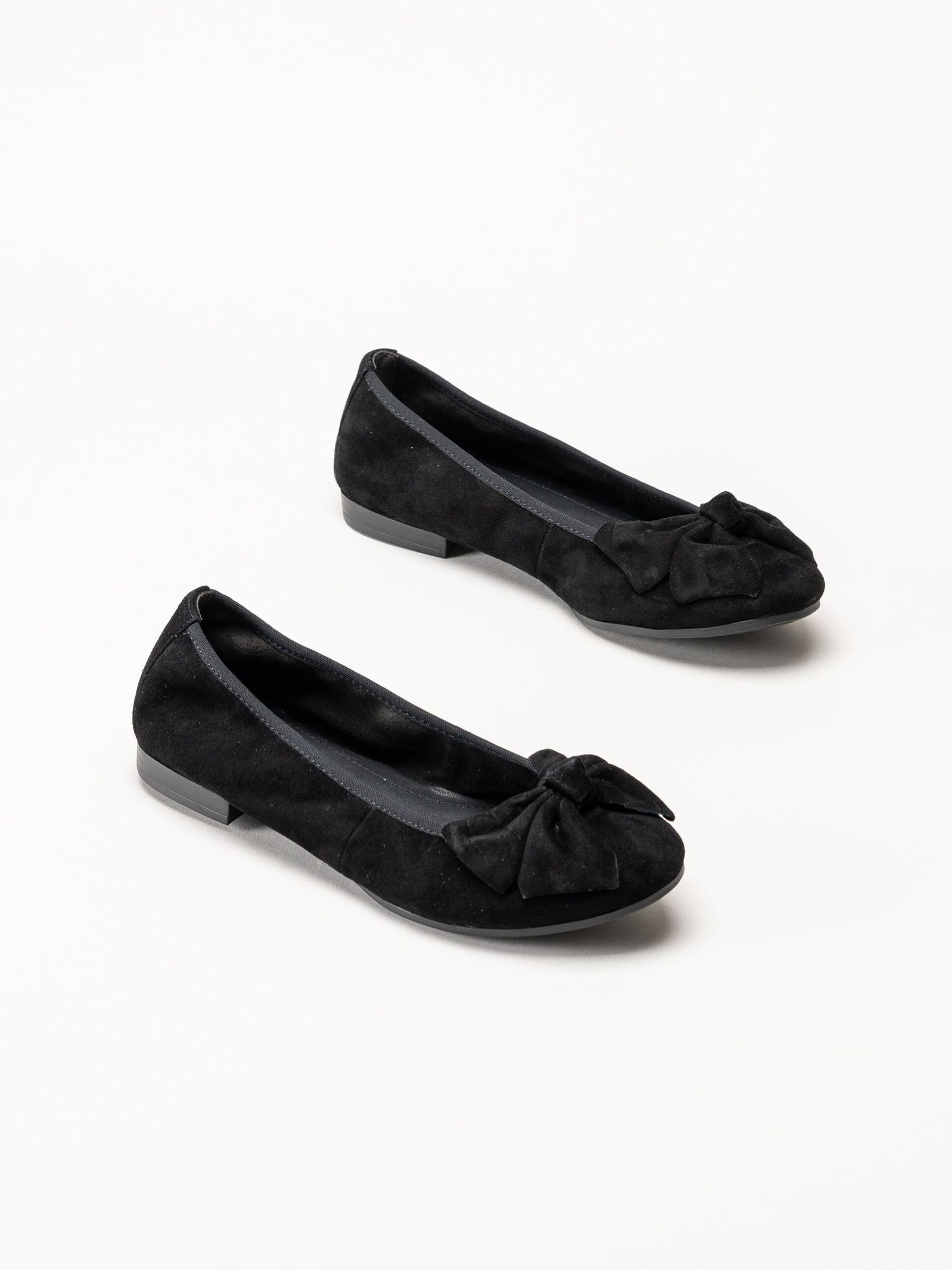 Tamaris - Svarta ballerinaskor i mocka