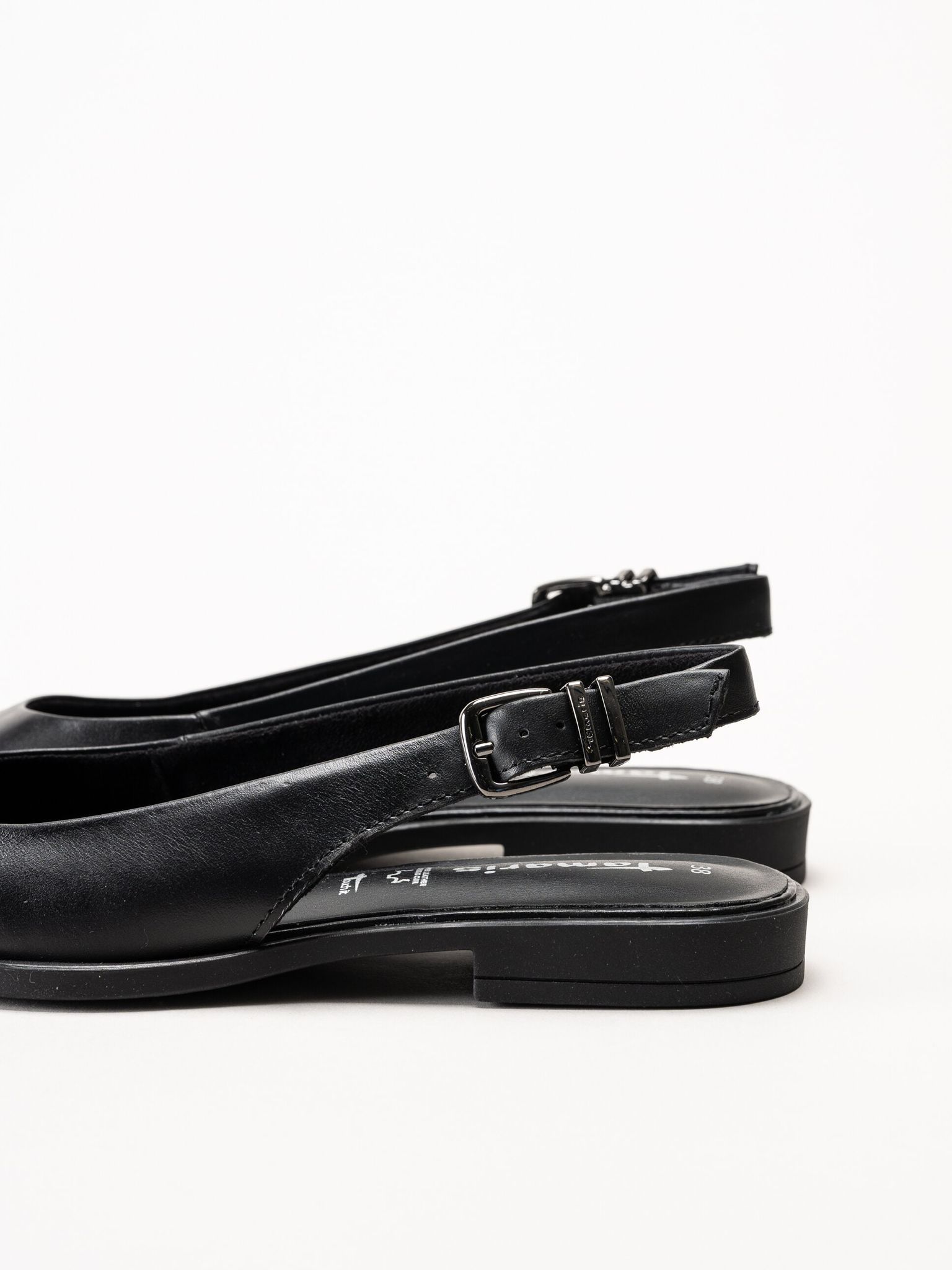 Tamaris - Svarta slingback pumps i skinn