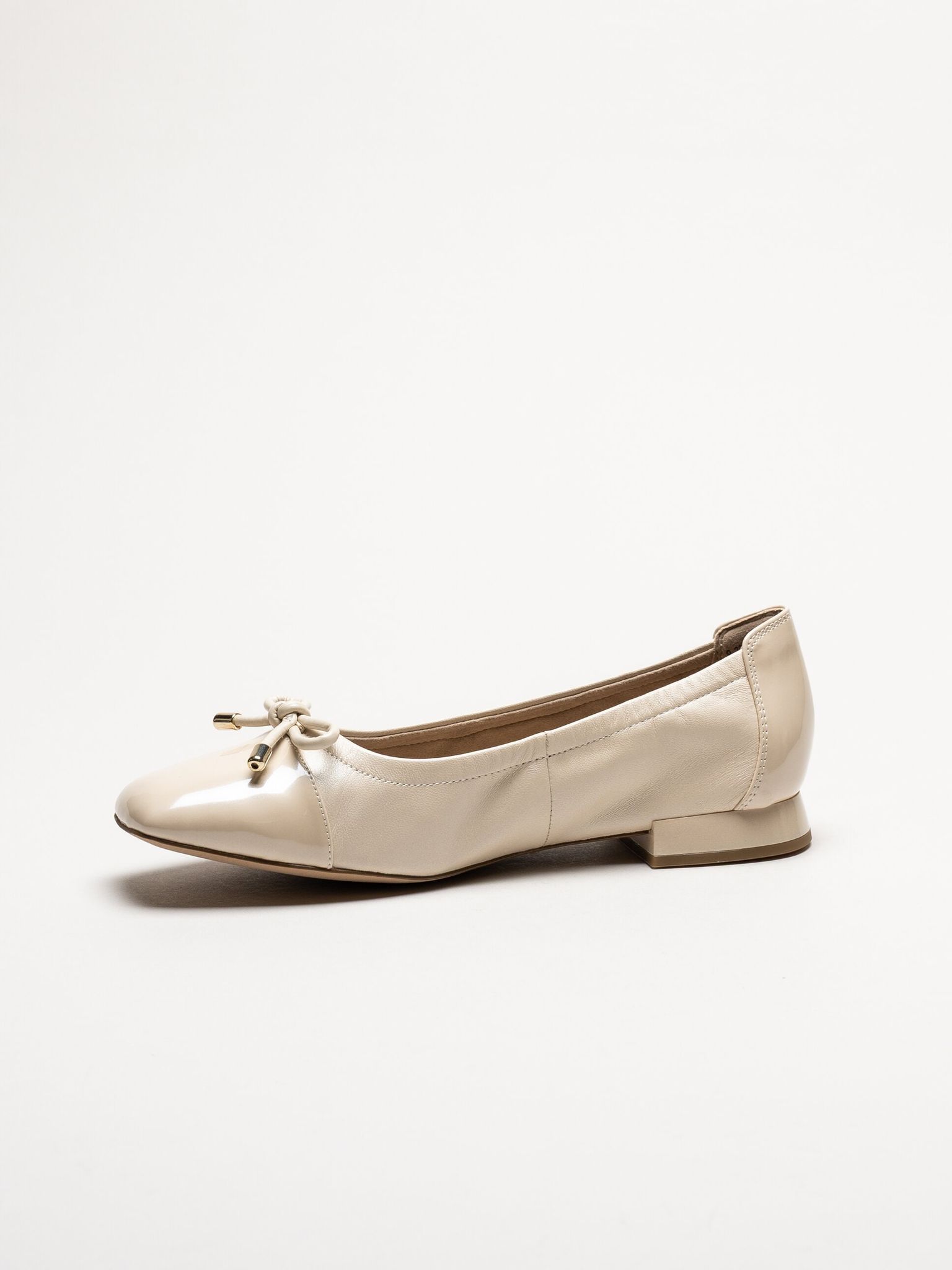 Caprice - Beige ballerinaskor i skinn