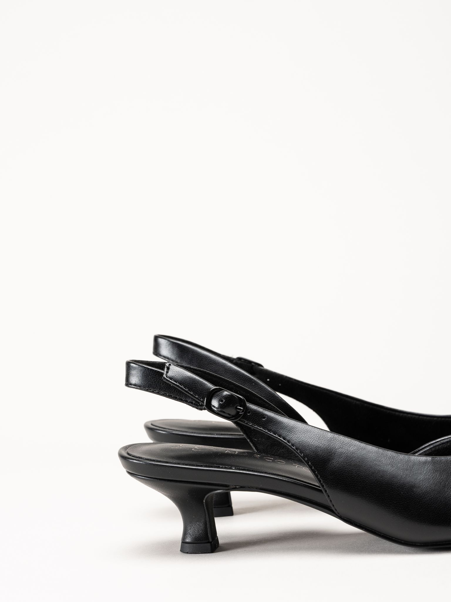Marco Tozzi - Svarta slingback pumps