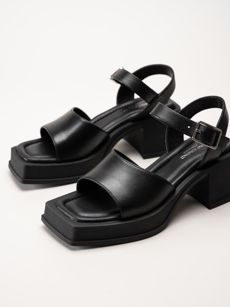 Vagabond - Hennie - Svarta sandaler i skinn