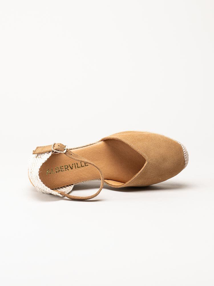 Alberville - Ljusbruna kilklackade espadrillos
