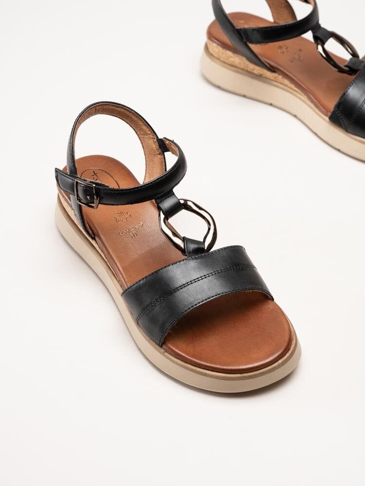Tamaris Comfort - Svarta sandaler med kilklack