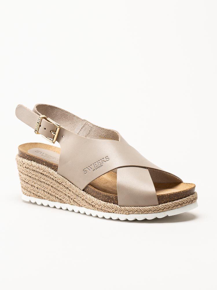 Sweeks - Selma Cross - Beige kilklackade sandaletter i skinn